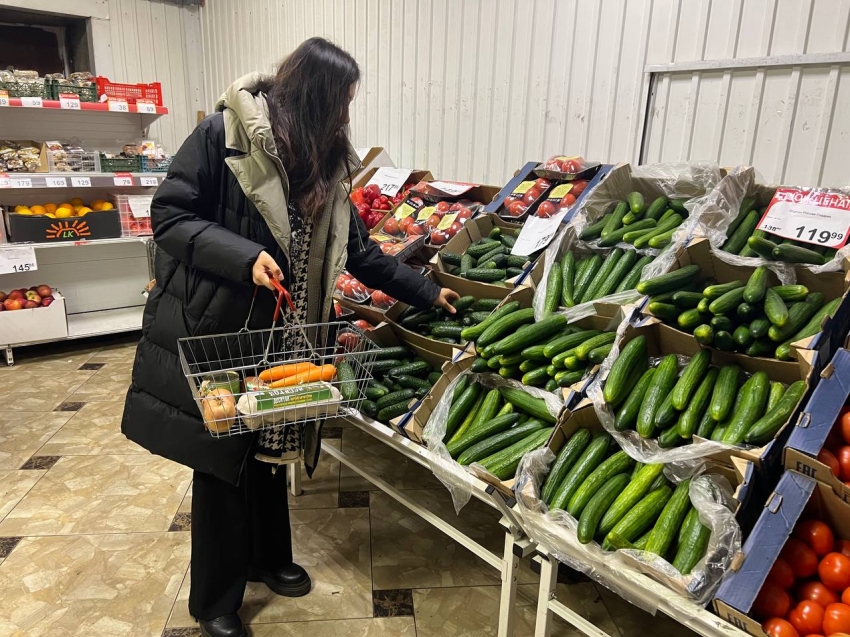Подорожали огурцы, мука и гречка, а колбаса и рис стали дешевле в Забайкалье за неделю 